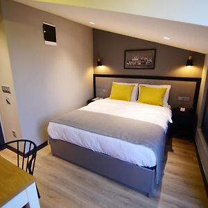 Medium Kamer